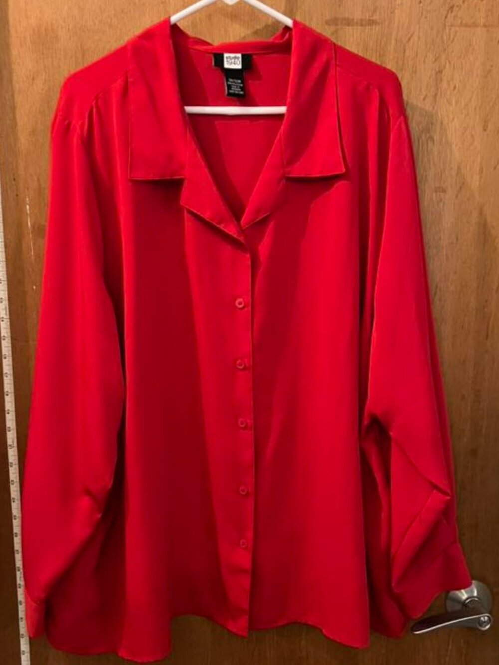 Size 30/32W - Studio 1940 - Red Long Sleeve Button-Down Blouse